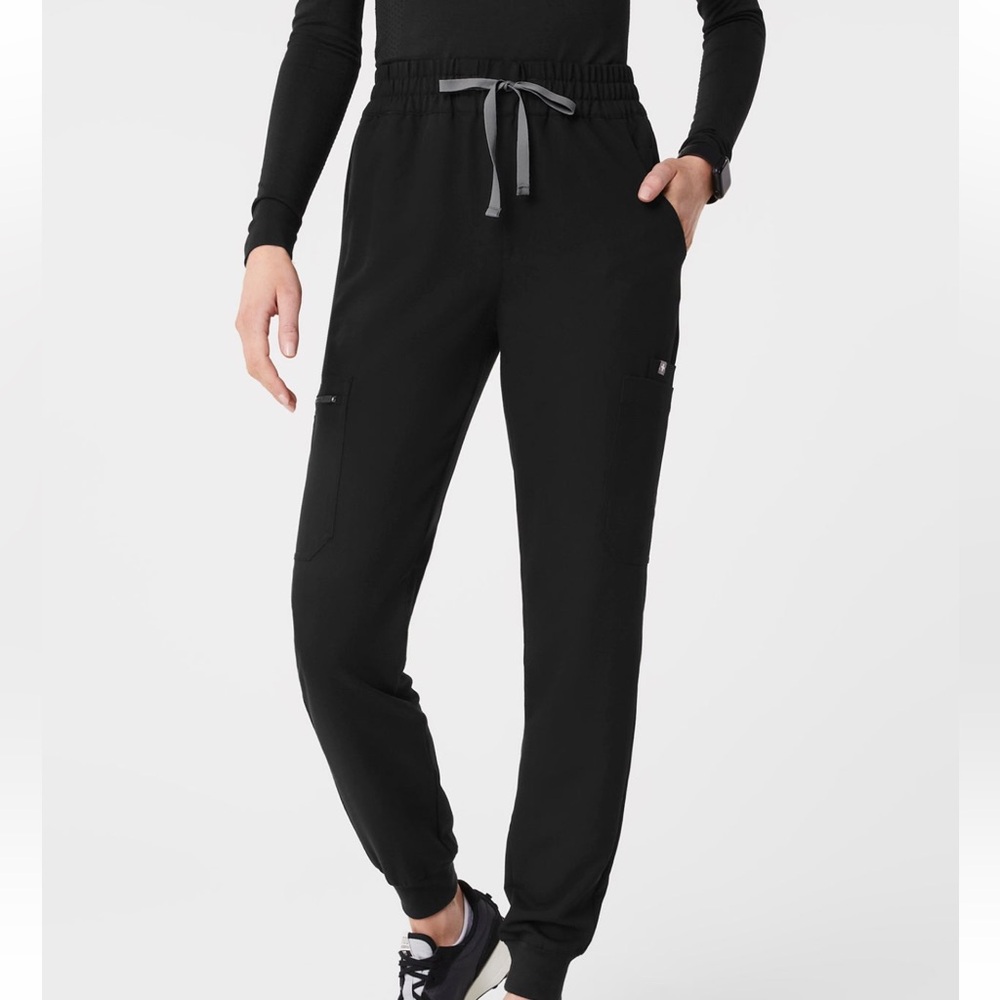 Black high waisted relaxed Zamora Jogger scrub Pants